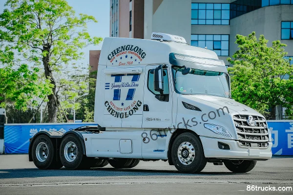 Dongfeng Liuqi Chenglong T7 600 hp 6X4(10 wheels) AMT Automatic Tractor Truck (with Hydraulic Retarder) Exterior