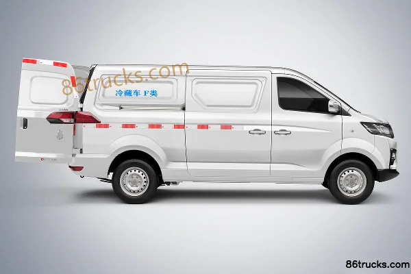 BAIC Ruixiang Boteng V2 3.015T 2.19m Single Row Pure Electric Refrigerated Truck 50.38kWh 4X2(6 wheels) Exterior (3) | 86Trucks