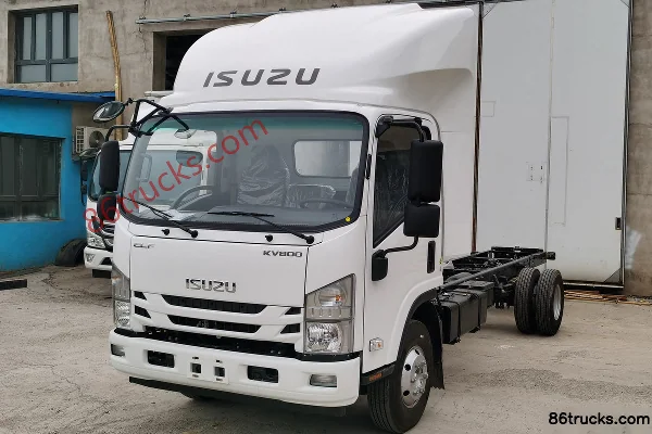 Qingling Isuzu KV800 150hp 4X2(6 wheels) 5.585m Single Row Van Light Truck Exterior (3) | 86Trucks
