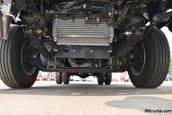 Qingling Lingka Standard Load 127hp 4X2(6 wheels) 4.185m Single Row Flatbed Light Truck (Medium Body) Chassis (1) | 86Trucks