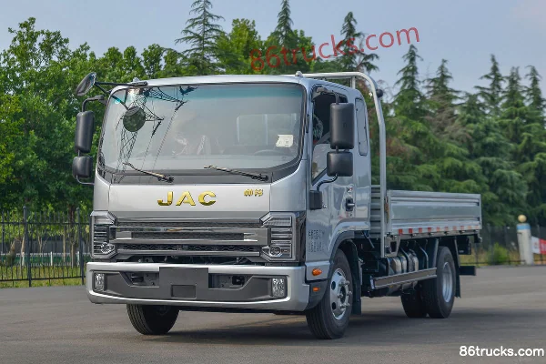 JAC Shuailing Q6 160 hp 4X2(6 wheels) 3.85m crew cab flatbed light truck (wide body) (China VI) Exterior (3) | 86Trucks