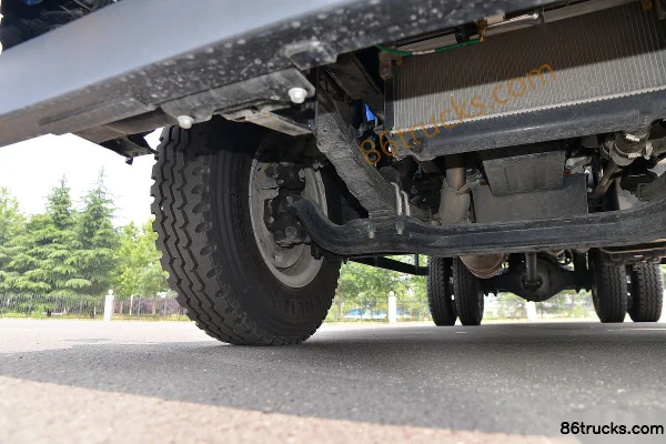 JAC Junling G7 170 hp 4X2(6 wheels) 4.8m cab-over dump truck Chassis (2) | 86Trucks