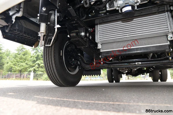JAC Kangling J5 127 hp 4X2(6 wheels) 4.15m single-row vending truck (China VI) Chassis (2) | 86Trucks