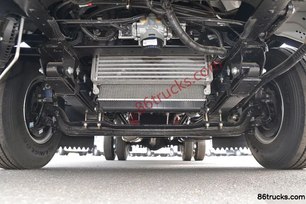 JAC Kangling J5 152 hp 4X2(6 wheels) 3.85m semi-cab flatbed light truck (China VI) Chassis (1) | 86Trucks
