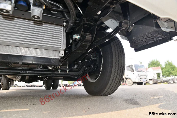 JAC Shuailing E version médiane 150 ch 4X2(6 roues) 3,89 m plateau à ridelles cabine avancée Châssis (3) | 86Trucks