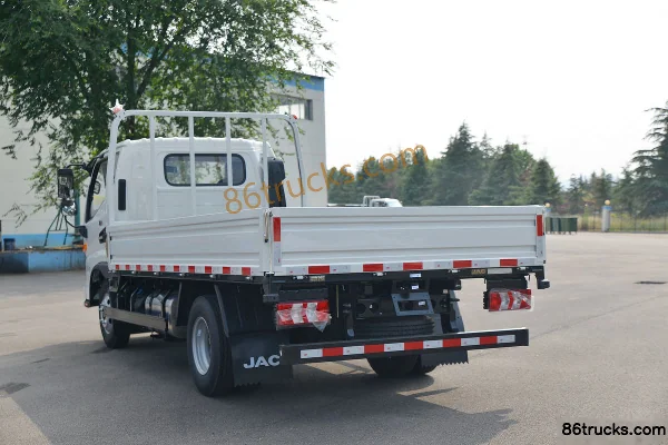 JAC Shuailing E version médiane 150 ch 4X2(6 roues) 3,89 m plateau à ridelles cabine avancée Carrosserie (3) | 86Trucks