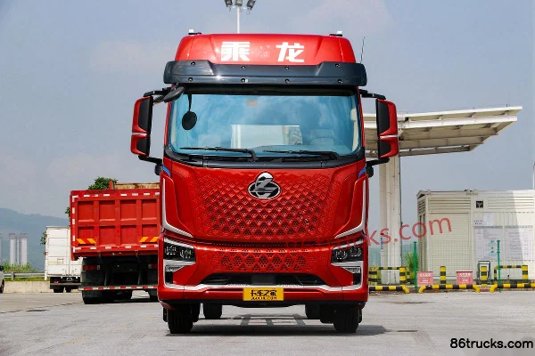 Dongfeng H5V Chuangfu Edition 6.9L diesel 350hp 4X2(6 wheels) Fast Gear 10-speed swap body cargo truck Exterior (2) | 86Trucks