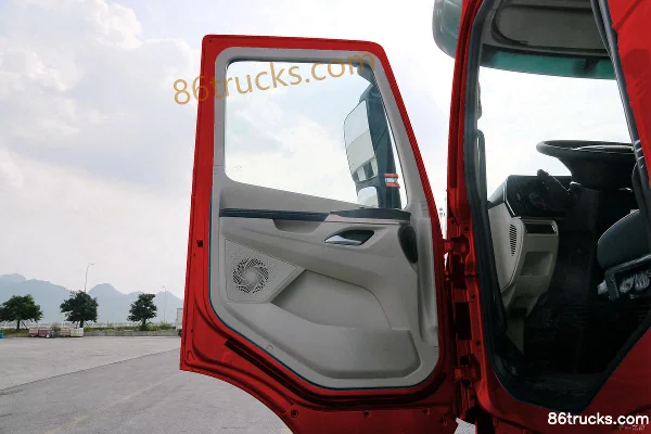 Dongfeng H5V Chuangfu Edition 6.9L diesel 350hp 4X2(6 wheels) Fast Gear 10-speed swap body cargo truck Cab (1) | 86Trucks