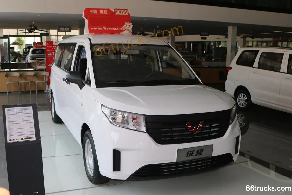 Wuling Zhengcheng Comfort Edition 146 hp 1.5L Gasoline 7-Seat Multi-Purpose Vehicle (China VI) Exterior