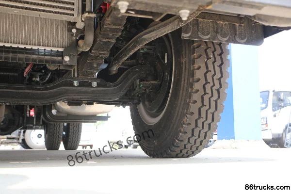 JAC Dewos V8 170hp 4X2(6 wheels) 5m semi-row wing van cargo truck Chassis (3) | 86Trucks