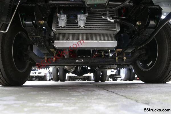 Ouling S1 Series 115 hp 4X2(6 wheels) 3.7m Single Row Flatbed Light Truck (China VI) Chassis (1) | 86Trucks