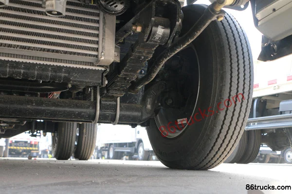 Foton Xiaoyun S1 115hp 4X2(6 wheels) 3.67m single-row flatbed light truck (China VI) Chassis (3) | 86Trucks