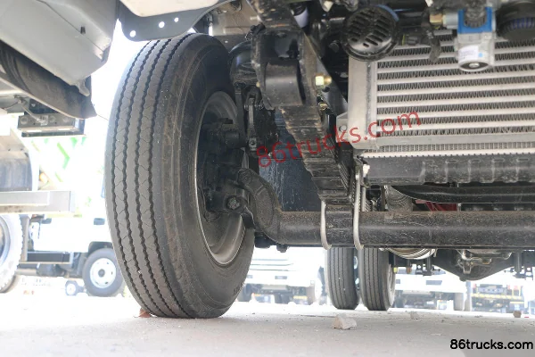 Foton Xiaoyun S1 115hp 4X2(6 wheels) 3.67m single-row flatbed light truck (China VI) Chassis (2) | 86Trucks