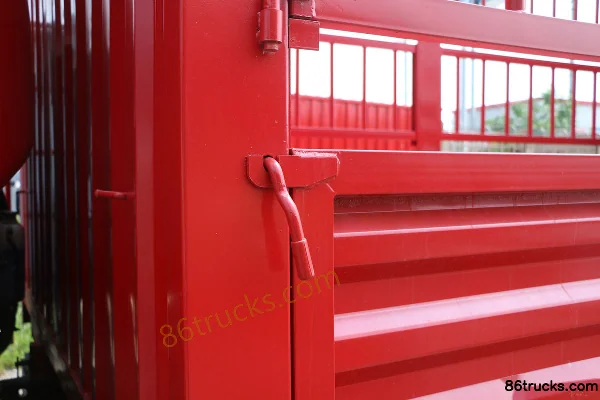 FAW Jiefang J6F Wide Body 160hp 4X2(6 wheels) 4.78m Semi-row Stake Light Truck (3) | 86Trucks