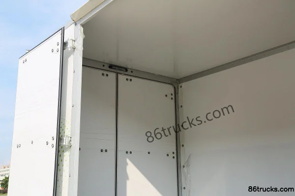 Dayun Xianglong 4,5T 4,12 m cabine simple fourgon électrique pur 81,14 kWh 4X2(6 roues) Carrosserie (1) | 86Trucks
