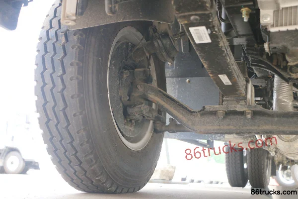 FAW Jiefang Hu VN 130hp 4X2(6 wheels) 4.13m Refrigerated Truck Chassis (2) | 86Trucks
