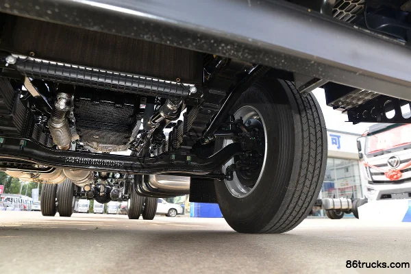Foton Auman R pro 220 ch 4X2(6 roues) 6,8 m Camion porteur fourgon AMT automatique (China VI) Châssis (3) | 86Trucks