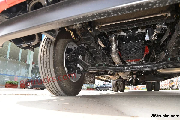 Foton Aoling Bumblebee 220 hp 4X2(6 wheels) 9.78m wing-opening van cargo truck Chassis (2) | 86Trucks