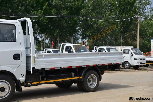 Dongfeng T5 95 ch 4X2(6 roues) 3,4 m simple cabine plateau petit camion (China VI) Carrosserie (1) | 86Trucks