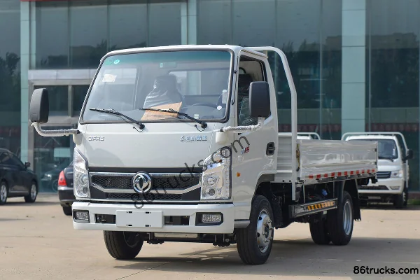 Dongfeng Xiaobawang W15 102 hp 4X2(6 wheels) 3.18m single-row flatbed micro truck Exterior (3) | 86Trucks