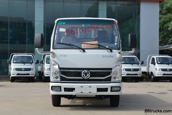 Dongfeng Xiaobawang W15 102 hp 4X2(6 wheels) 3.18m single-row flatbed micro truck Exterior (2) | 86Trucks