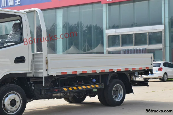 Dongfeng Xiaobawang W15 102 hp 4X2(6 wheels) 3.18m single-row flatbed micro truck Body (1) | 86Trucks