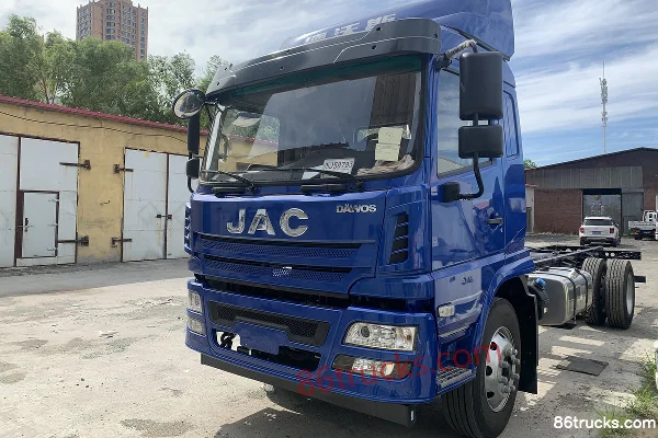 JAC Dewos L9 220 hp 4X2(6 wheels) 6.78m Semi-row Van Cargo Truck (China VI) Exterior (2) | 86Trucks