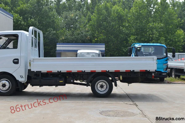 Dongfeng T5 1.6L 122hp 4X2(6 wheels) Gasoline 3.4m Single Row Flatbed Truck (China VI) Body (2) | 86Trucks