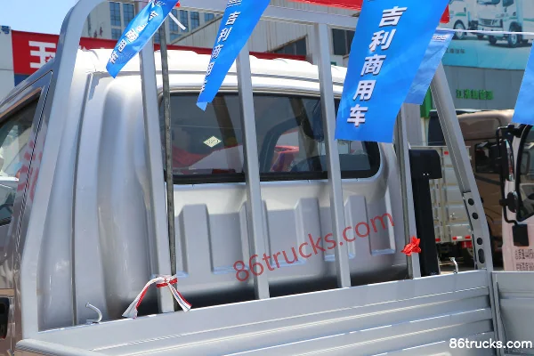 Ouling V5 Deluxe Edition 1.6L CNG 105hp 4X2(6 wheels) 4.005m single row flatbed light truck (China VI) Body (2) | 86Trucks