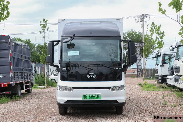 BYD T5D 4.5T 4.03m Single Row Pure Electric Van Light Truck 85kWh 4X2(6 wheels) Exterior (2) | 86Trucks