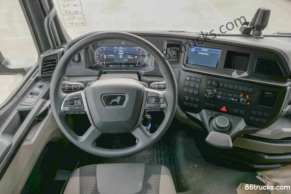 MAN New TGX Series Heavy Truck 470 hp 4X2(6 wheels) Tractor Truck (TGX18.470) (Black) Cab (3) | 86Trucks