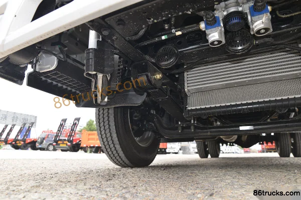 Foton Aulin Superspeed 131hp 4X2(6 wheels) 4.085m refrigerated truck (China VI) Chassis (2) | 86Trucks