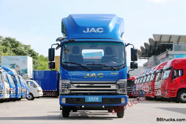 JAC Shuailing S6 130 hp 4X2(6 wheels) 4.18m single-row flatbed light truck (China VI) Exterior (2) | 86Trucks