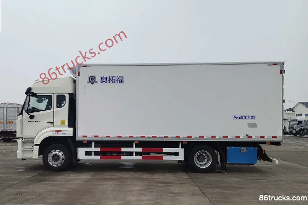Sinotruk HOWO N5G 270 hp 4X2(6 wheels) 6.8m Refrigerated Truck (Autofu Brand) Exterior (3) | 86Trucks