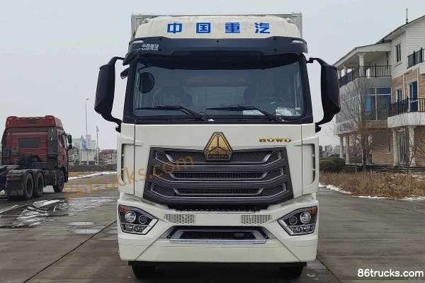 Sinotruk HOWO N5G 270 hp 4X2(6 wheels) 6.8m Refrigerated Truck (Autofu Brand) Exterior (2) | 86Trucks