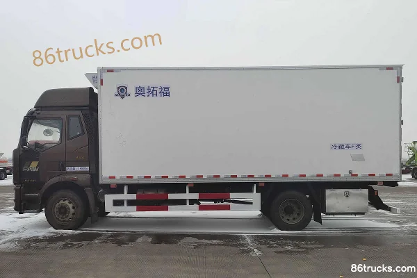 FAW Jiefang J6L 240hp 4X2(6 wheels) 6.8m refrigerated truck (Autofu brand) Exterior (3) | 86Trucks