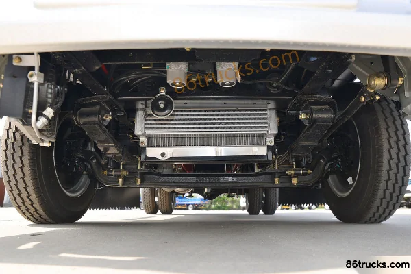 Kama K6 Fulai Card 115 hp 4X2(6 wheels) 3.7m single-row flatbed light truck Chassis (1) | 86Trucks