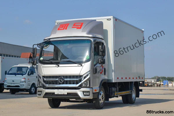 Kama Kaijie M3 130 hp 4X2(6 wheels) 4.2m Single Row Van Light Truck Exterior (3) | 86Trucks