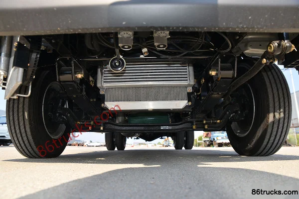 Kama Kaijie M3 130 hp 4X2(6 wheels) 4.2m Single Row Van Light Truck Chassis (1) | 86Trucks