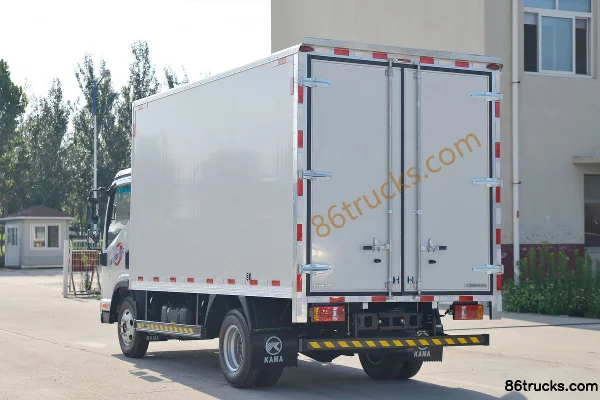 Kama Kaijie M3 130 hp 4X2(6 wheels) 4.2m Single Row Van Light Truck Body (3) | 86Trucks