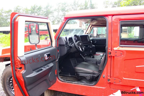 Dongfeng Mengshi Nixing 500 4.0T Diesel 195hp Four-wheel Drive Automatic Double Row Pickup Chassis (1) | 86Trucks