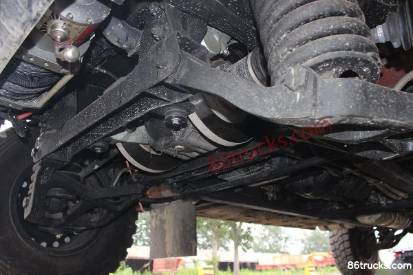 Dongfeng Mengshi Nixing 500 4.0T Diesel 195hp Four-wheel Drive Automatic Double Row Pickup Body (2) | 86Trucks