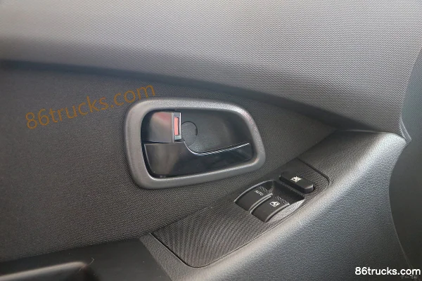 Changan Ouno S édition 2021 ZhiXiang 107 ch 1,5 L fourgonnette 5 places (China VI) Cabine (2) | 86Trucks