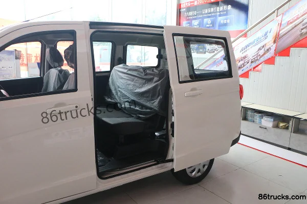 Changan Ouno S édition 2021 ZhiXiang 107 ch 1,5 L fourgonnette 5 places (China VI) Caisse (1) | 86Trucks