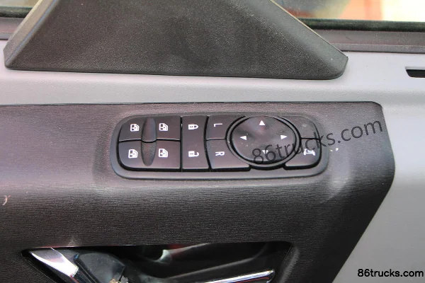 Dongfeng Commercial Vehicle Tianjin KR Heavy Truck Comfort Edition 260hp 4X2(6 wheels) 6.8m Semi-row Van Cargo Truck (Dongfeng)(China VI) Ca