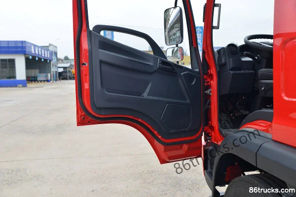FAW Jiefang Hu VH Dawang Jiadao 205 hp 4X2(6 wheels) 5.2m semi-row flatbed cargo truck (China VI) Cab (2) | 86Trucks