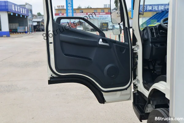 FAW Jiefang J6F 130hp 4X2(6 wheels) 4.16m single-row box light truck (China VI) Cab (2) | 86Trucks