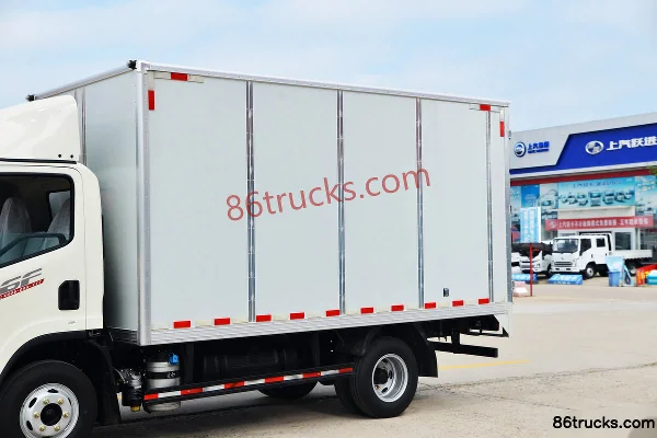 FAW Jiefang J6F 130hp 4X2(6 wheels) 4.16m single-row box light truck (China VI) Body (1) | 86Trucks