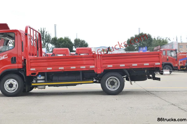 FAW Jiefang J6F 130 hp 4X2(6 wheels) 4.2m Single Row Flatbed Truck Body (2) | 86Trucks