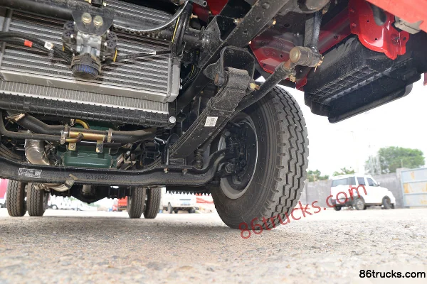 FAW Jiefang J6F 130hp 4X2(6 wheels) 4.16m Single Row Flatbed Light Truck Chassis (3) | 86Trucks